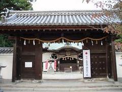 糸崎神社神門