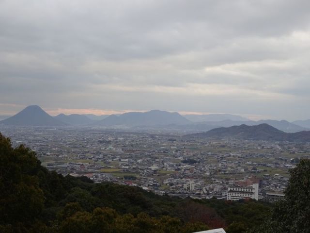 象頭山