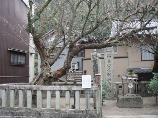 切石御旅所