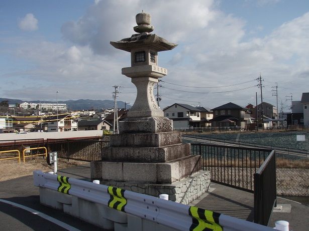 東家渡場大常夜燈籠