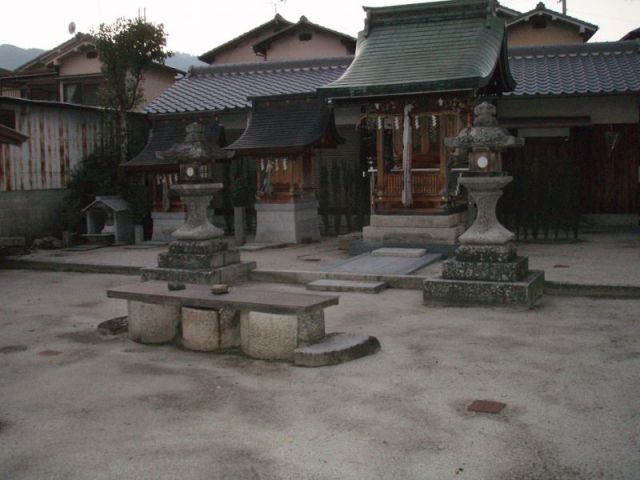 厳島神社