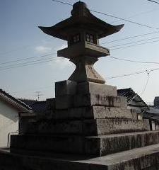 山崎八幡　常夜燈