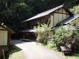 峠の茶屋